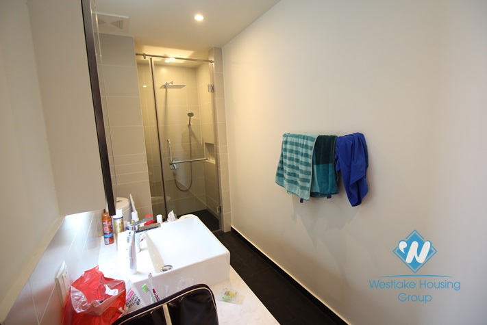 Natural light and modern apartment for rent in Watermark, Tay Ho, Ha Noi
